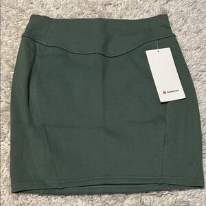 Lululemon Scuba HR Mini Skirt